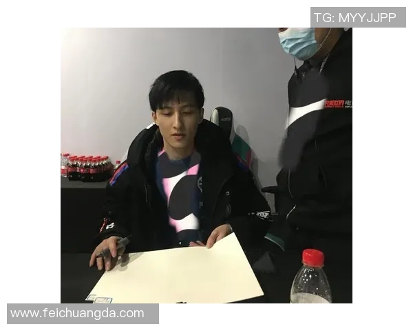 DOTA2最新动态：深入分析FPX战队的精彩反击策略与表现