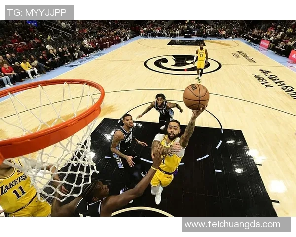 2009年湖人与老鹰的精彩对决回顾与赛季亮点分析 2009年湖人与老鹰的精彩对决回顾与赛季亮点分析