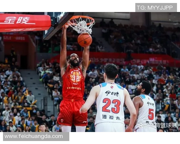 CBA季后赛精彩对决广东队迎战新疆队直播盛况全记录